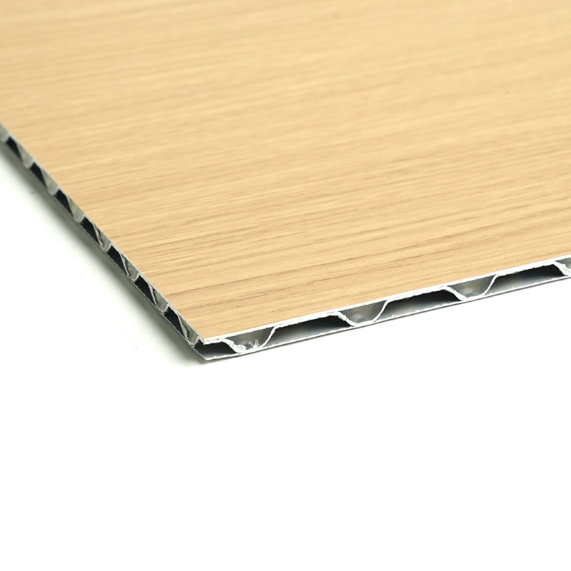 Aluminyo core composite panel