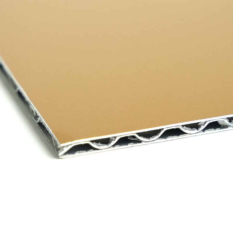 Aluminyo core composite panel
